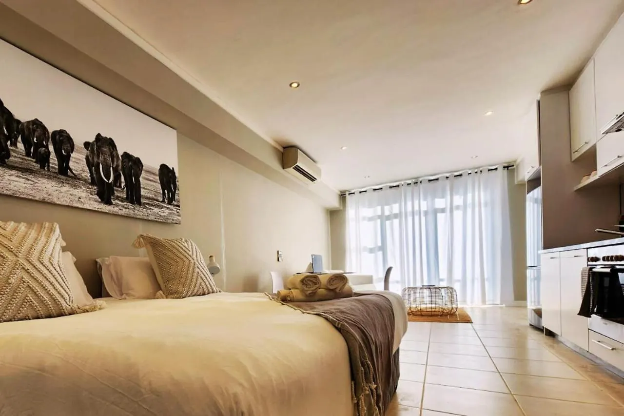 Apartment Picturesque Luxury Studio In The Icon Aparthotel Cape Town